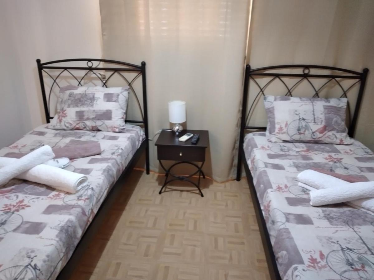 Perikleous Apartment Atenas Exterior foto